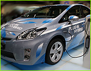 街中やテレビなどで見かける「エコマーク」について